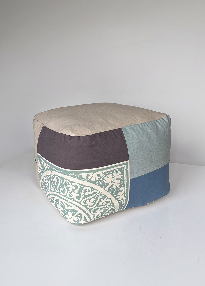 Sitz-Pouf | Polster als Upcycling-Unikat